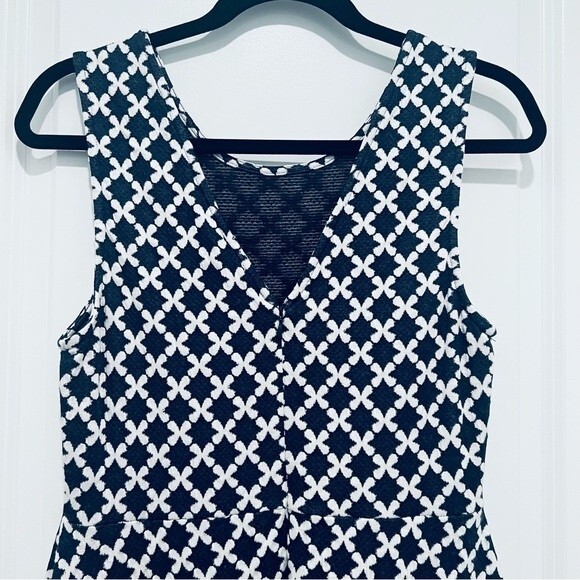 NWT Mauvette Maire Knit Dress for Stitch Fix Women's Size Medium Navy & White - Picture 8 of 14